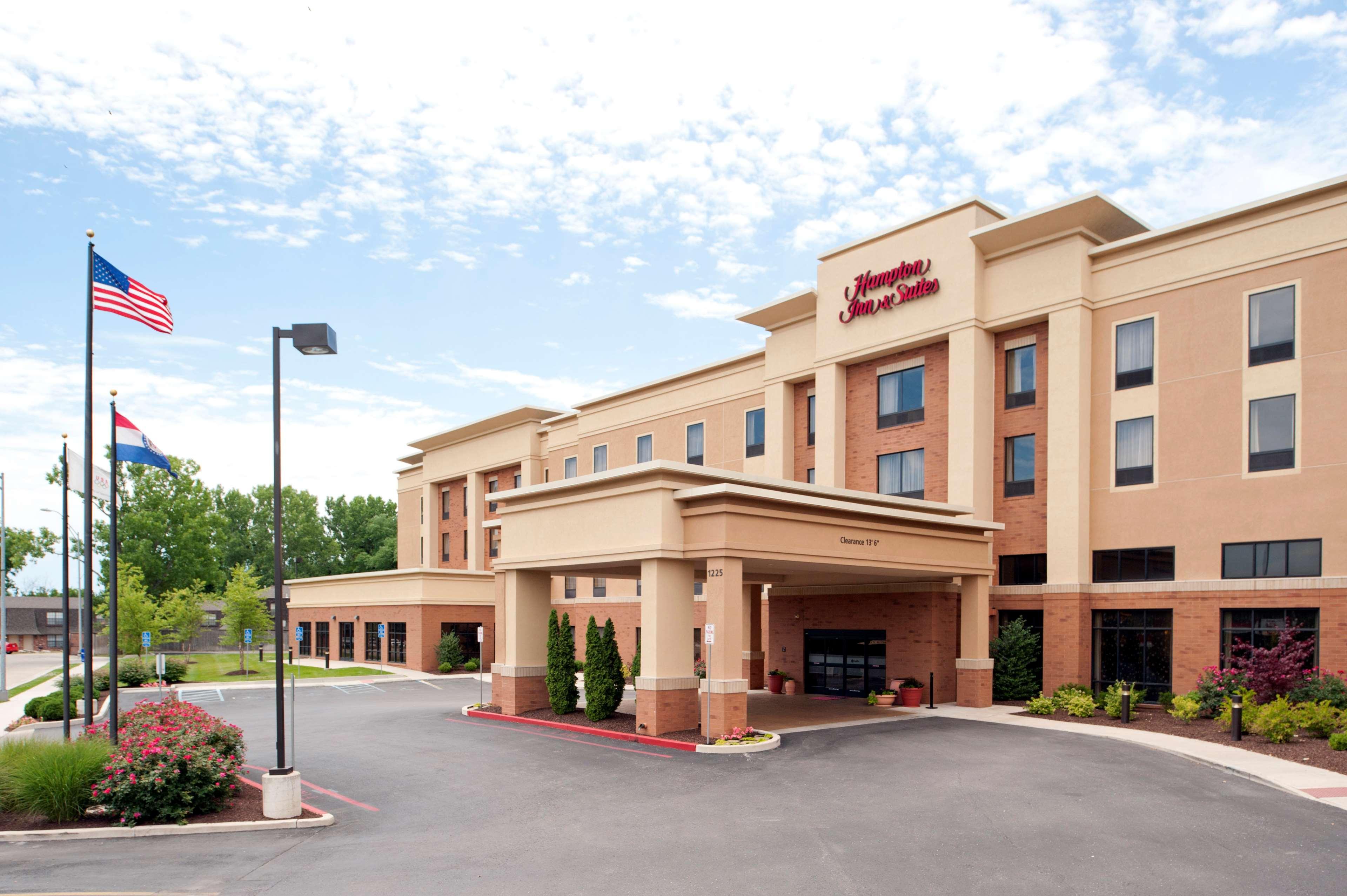 Hampton Inn & Suites Columbia At The University Of Missouri Extérieur photo