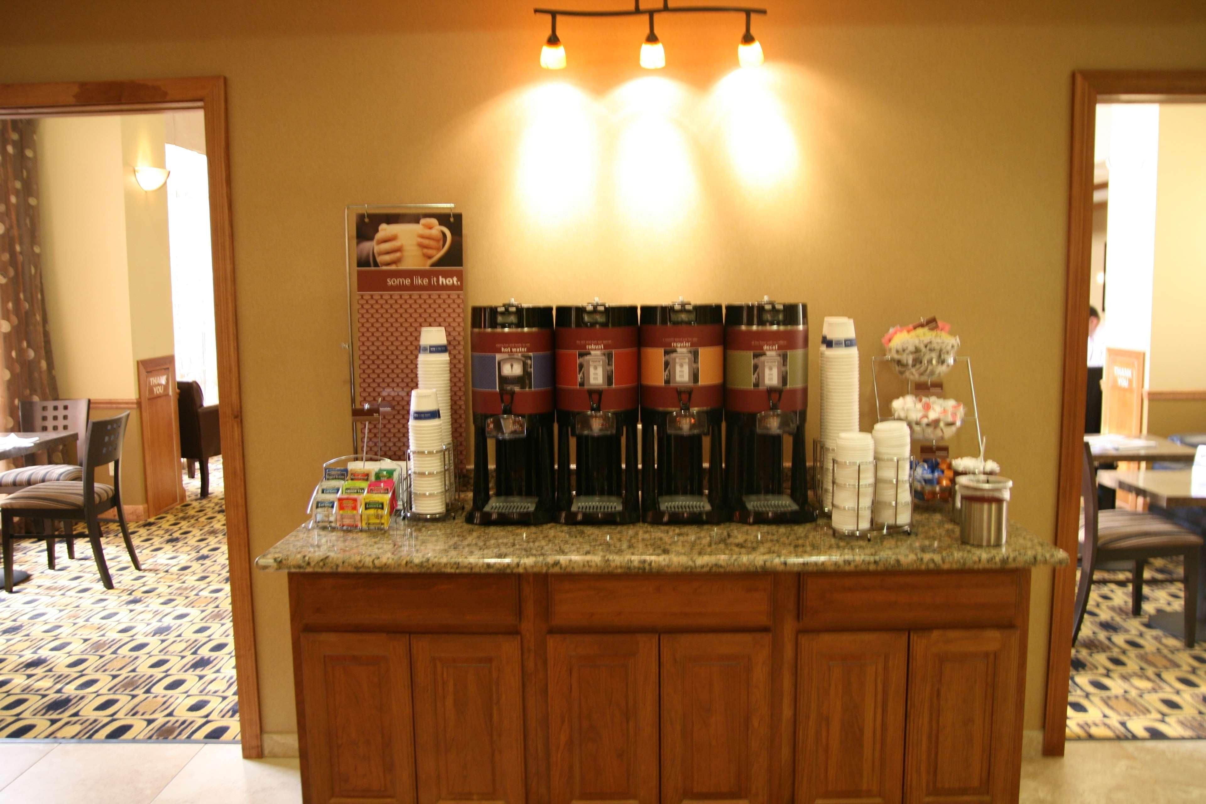 Hampton Inn & Suites Columbia At The University Of Missouri Extérieur photo